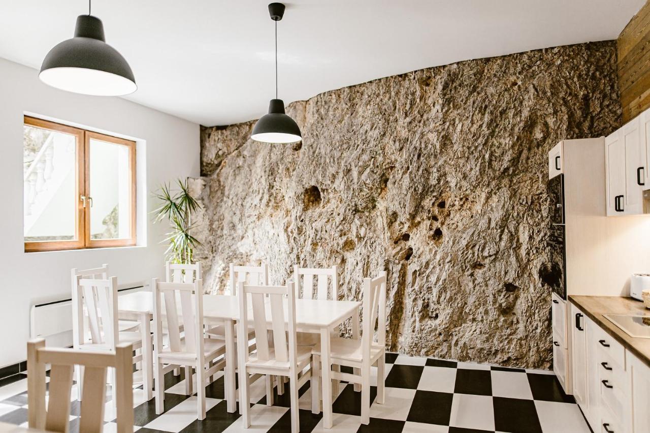 Sziklavendeghaz Aparthotel Veszprém Εξωτερικό φωτογραφία