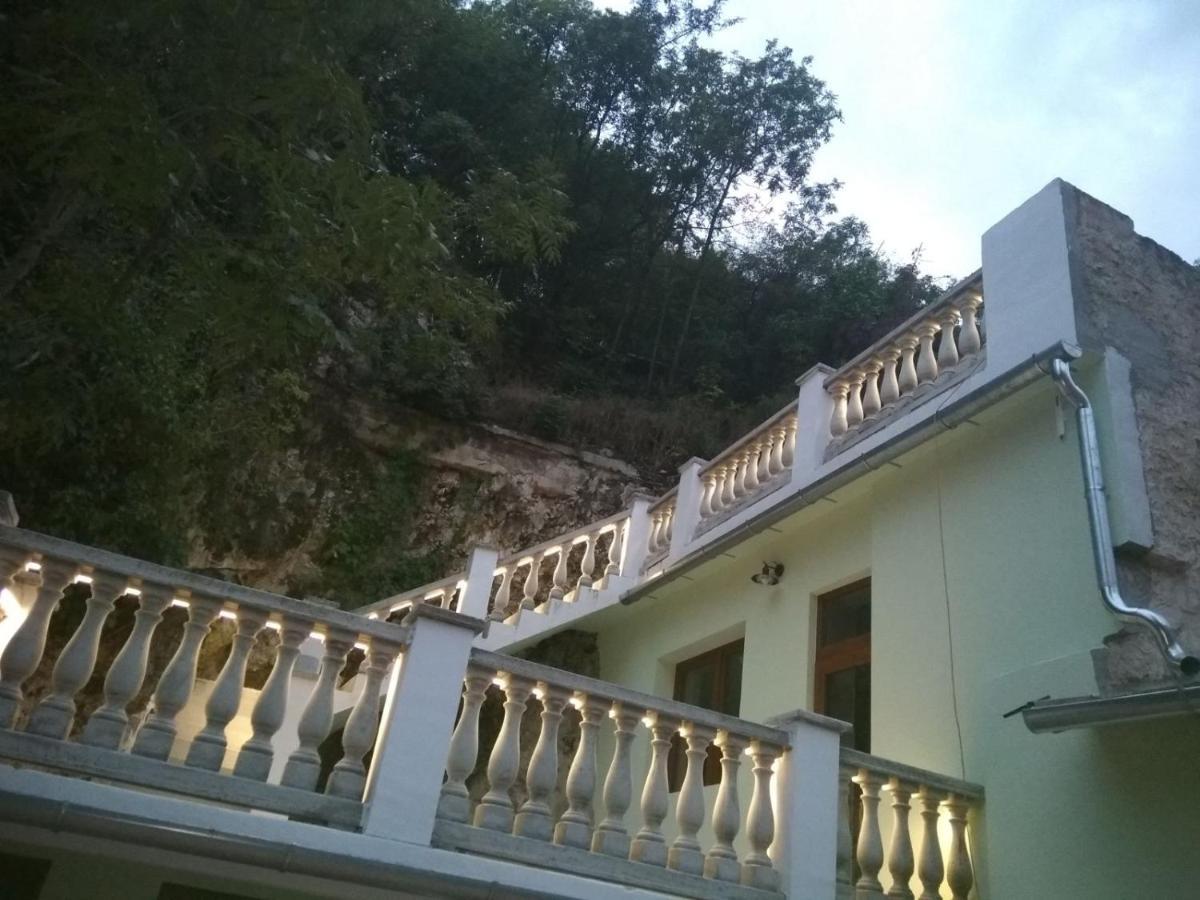Sziklavendeghaz Aparthotel Veszprém Εξωτερικό φωτογραφία