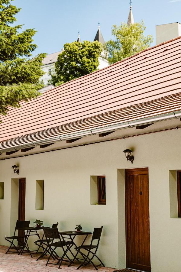 Sziklavendeghaz Aparthotel Veszprém Εξωτερικό φωτογραφία
