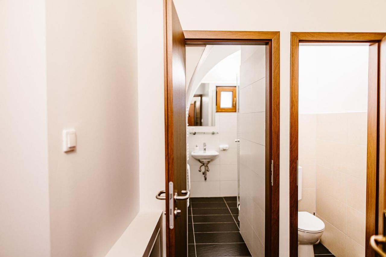 Sziklavendeghaz Aparthotel Veszprém Εξωτερικό φωτογραφία