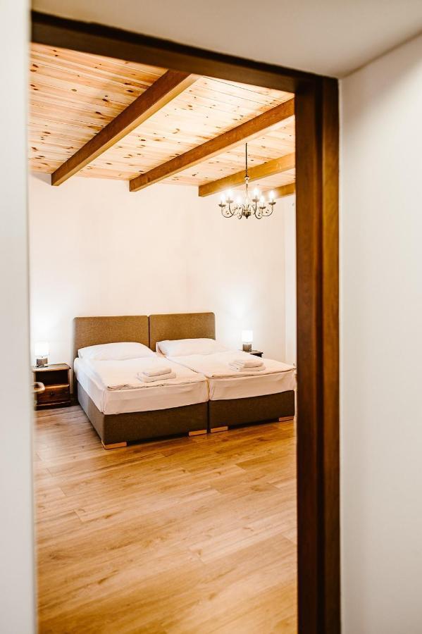 Sziklavendeghaz Aparthotel Veszprém Εξωτερικό φωτογραφία